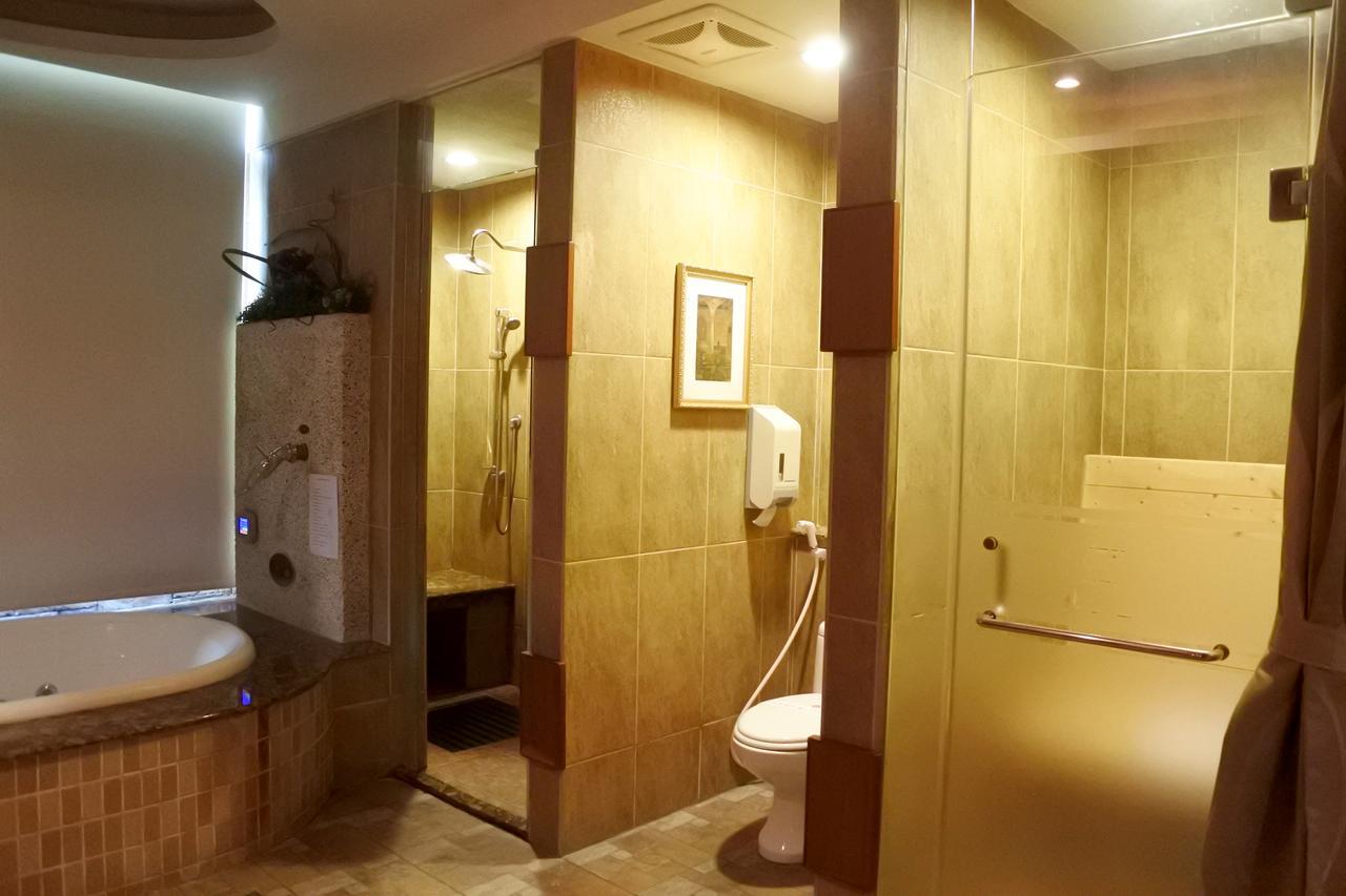 North Country Motel Yingge Экстерьер фото