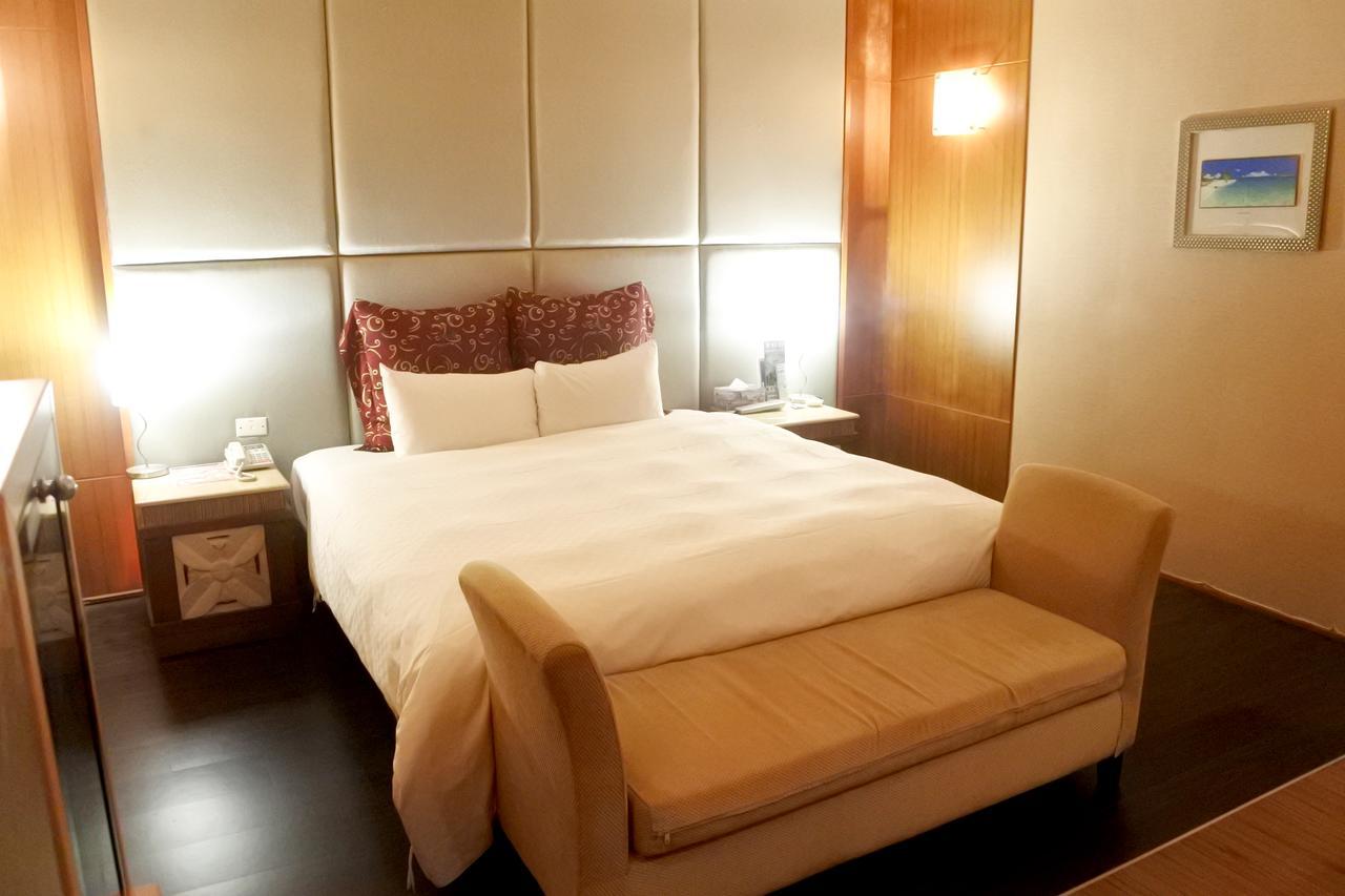 North Country Motel Yingge Экстерьер фото