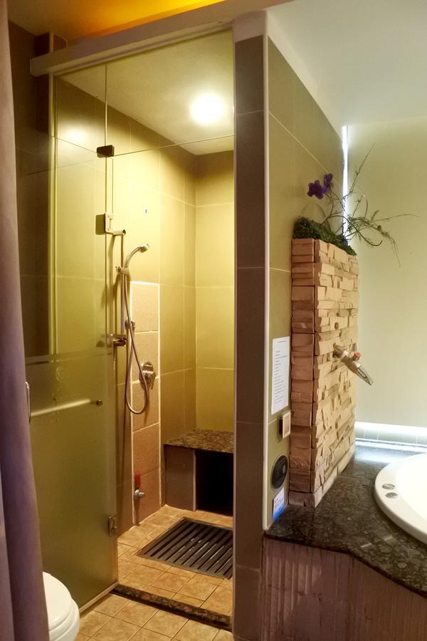 North Country Motel Yingge Экстерьер фото