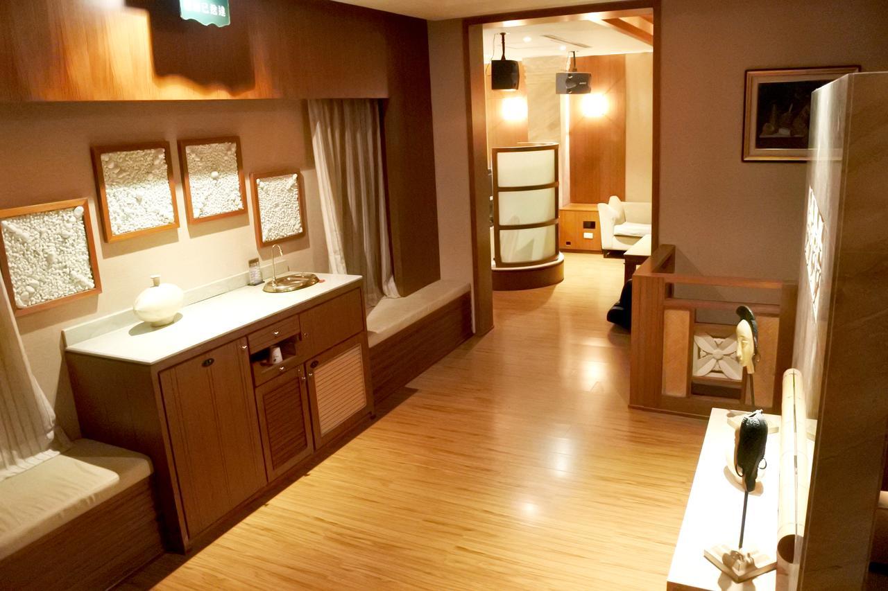 North Country Motel Yingge Экстерьер фото